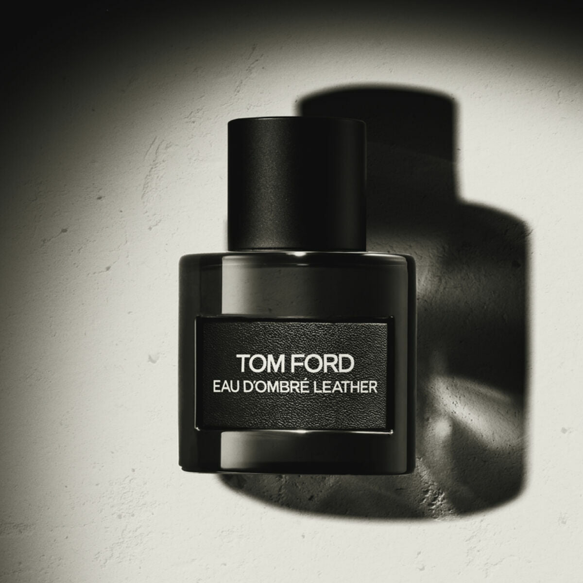 Herenparfum Tom Ford EAU D'OMBRÉ LEATHER 50 ml - Schoonheid, Parfums en geuren - Tom Ford