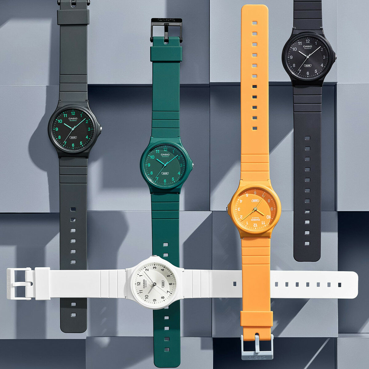 Horloge Heren Casio MQ - 24B - 1BEF - Klokken, Heren - Casio