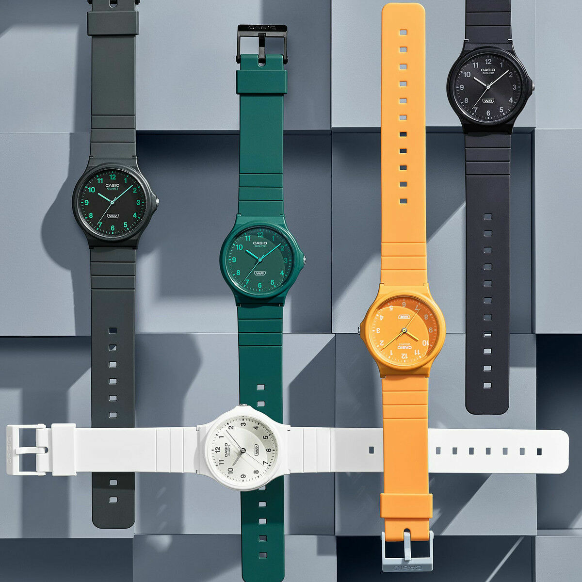 Horloge Heren Casio MQ - 24B - 8BEF - Klokken, Heren - Casio