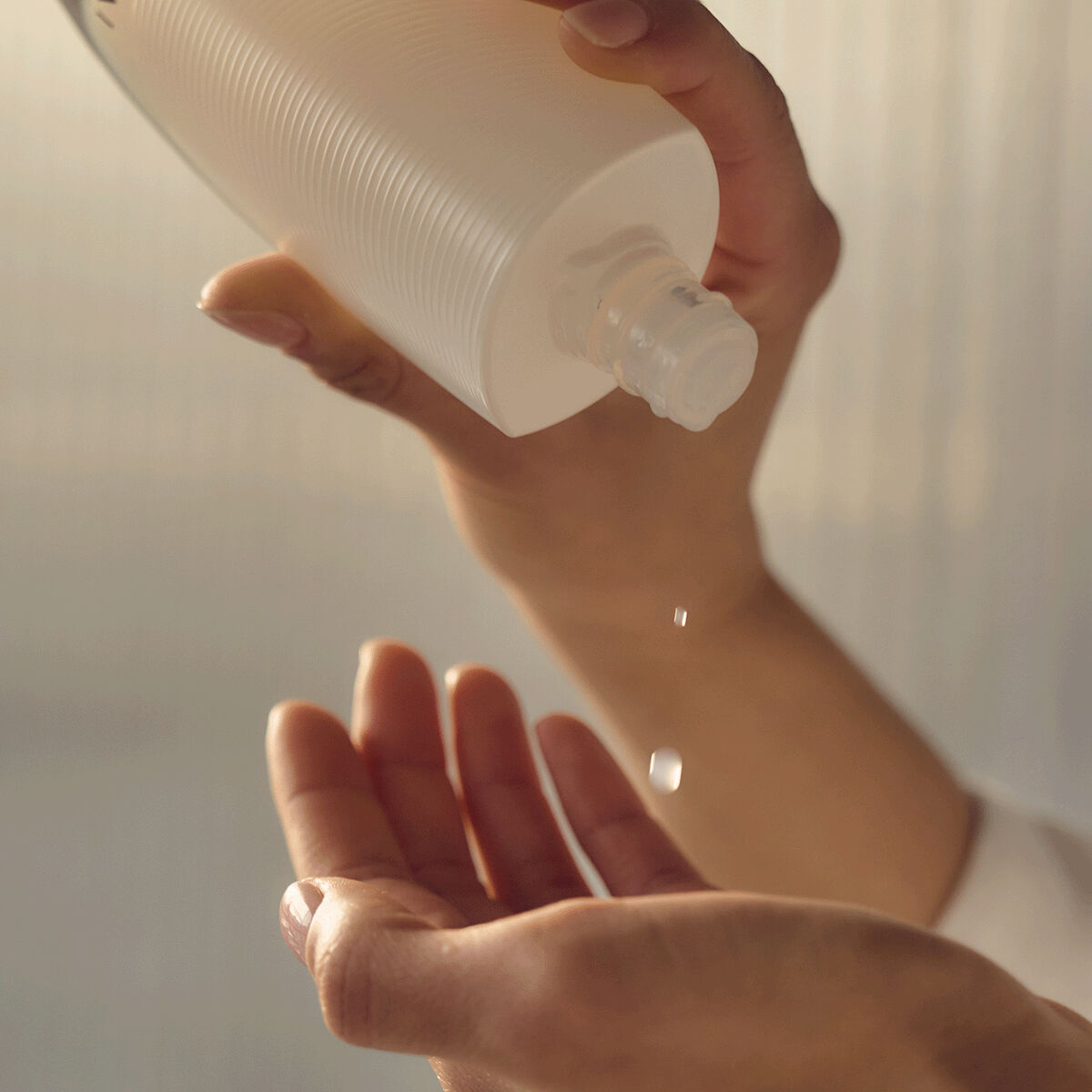 Vochtinbrengende Gezichtslotion Sensai SENSAI ABSOLUTE 125 ml - Schoonheid, Huidverzorging - Sensai