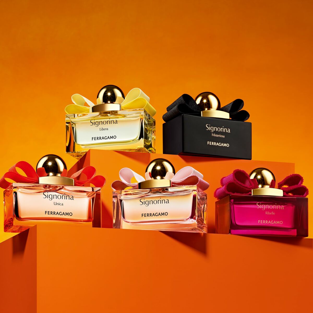Uniseks Parfum Salvatore Ferragamo SIGNORINA - Schoonheid, Parfums en geuren - Salvatore Ferragamo