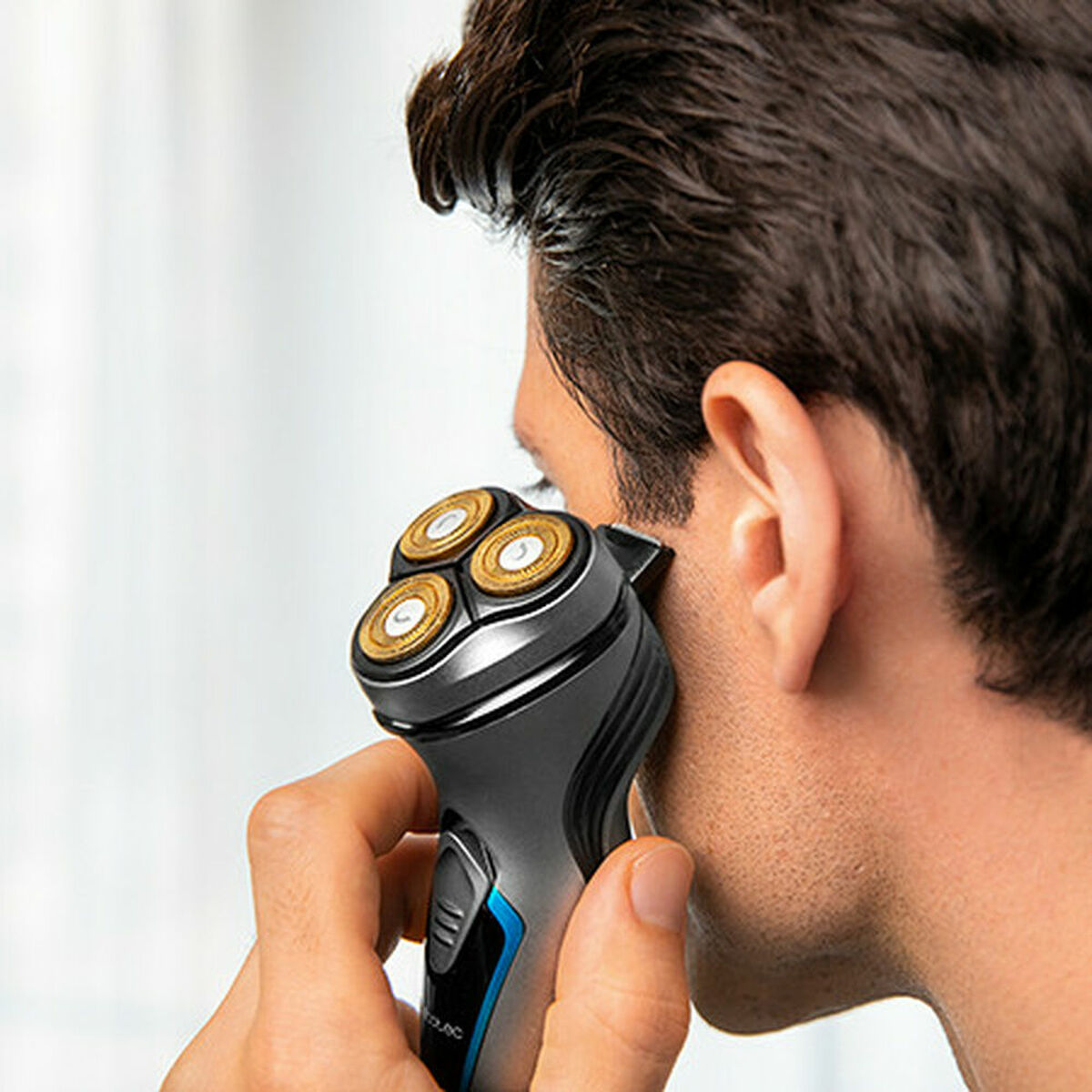 Elektrisch scheerapparaat Cecotec Bamba PrecisionCare Titanium PerfectCut
