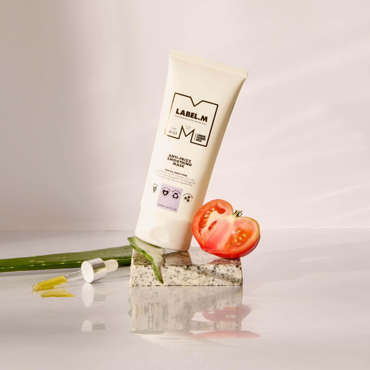 Haarmasker Label.M Anti - Frizz Smoothing Mask 200 ml - Schoonheid, Haarverzorging - Label.M
