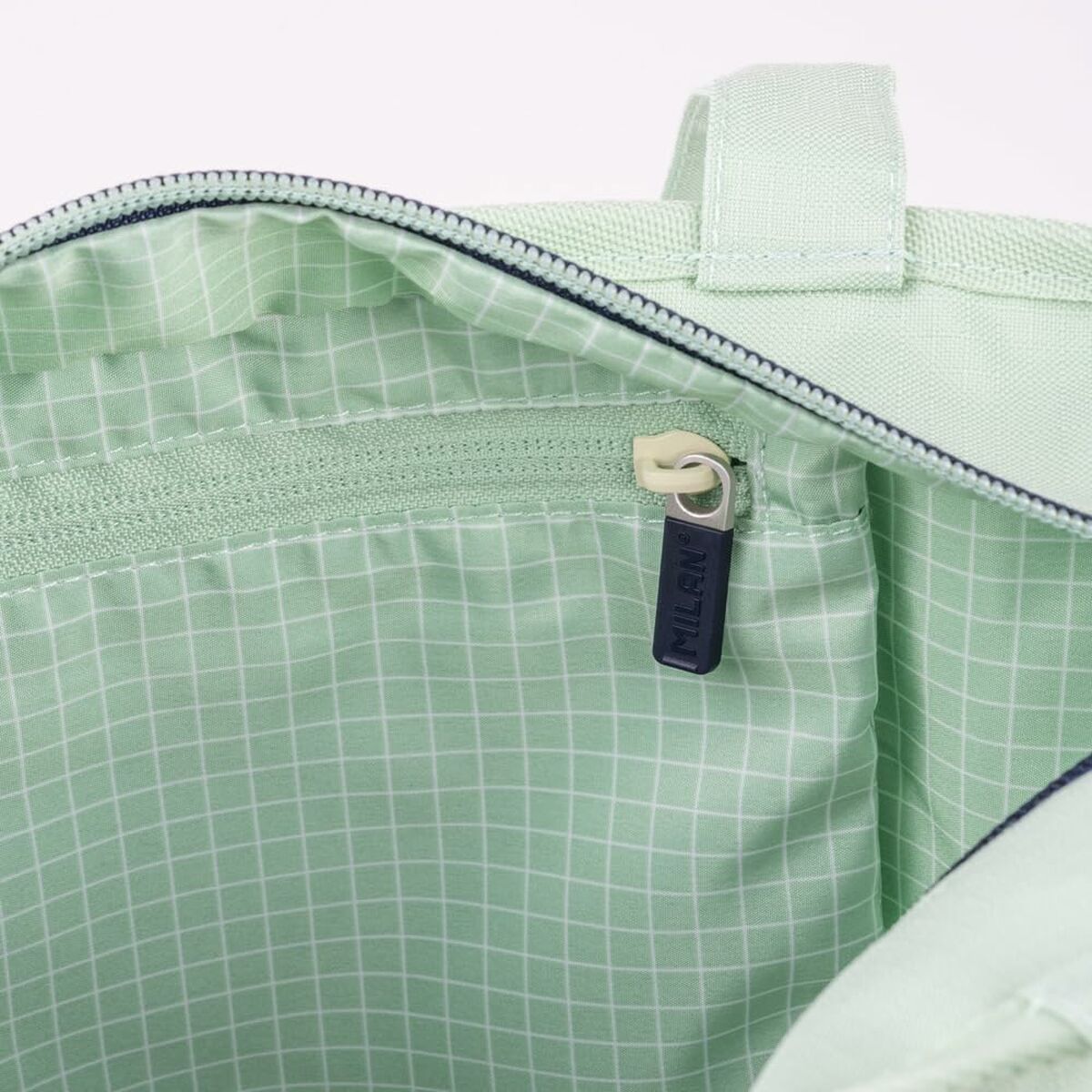 V7H987232CD706B790765FB101E46F0EED0R6624156P8