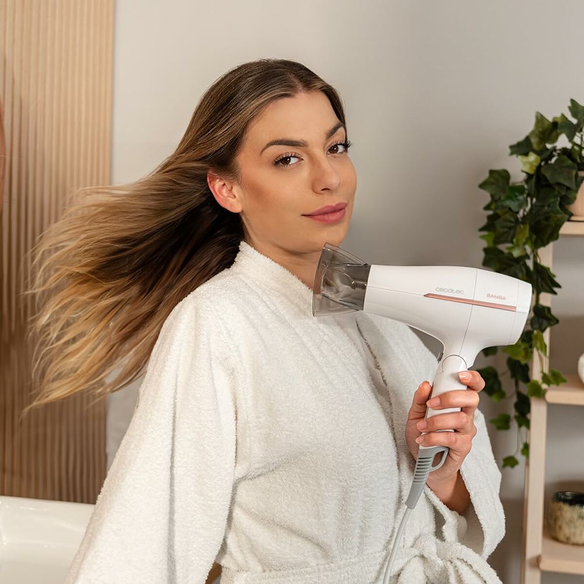 Föhn Cecotec Bamba IoniCare Power&Go Heaven 2000 W Wit