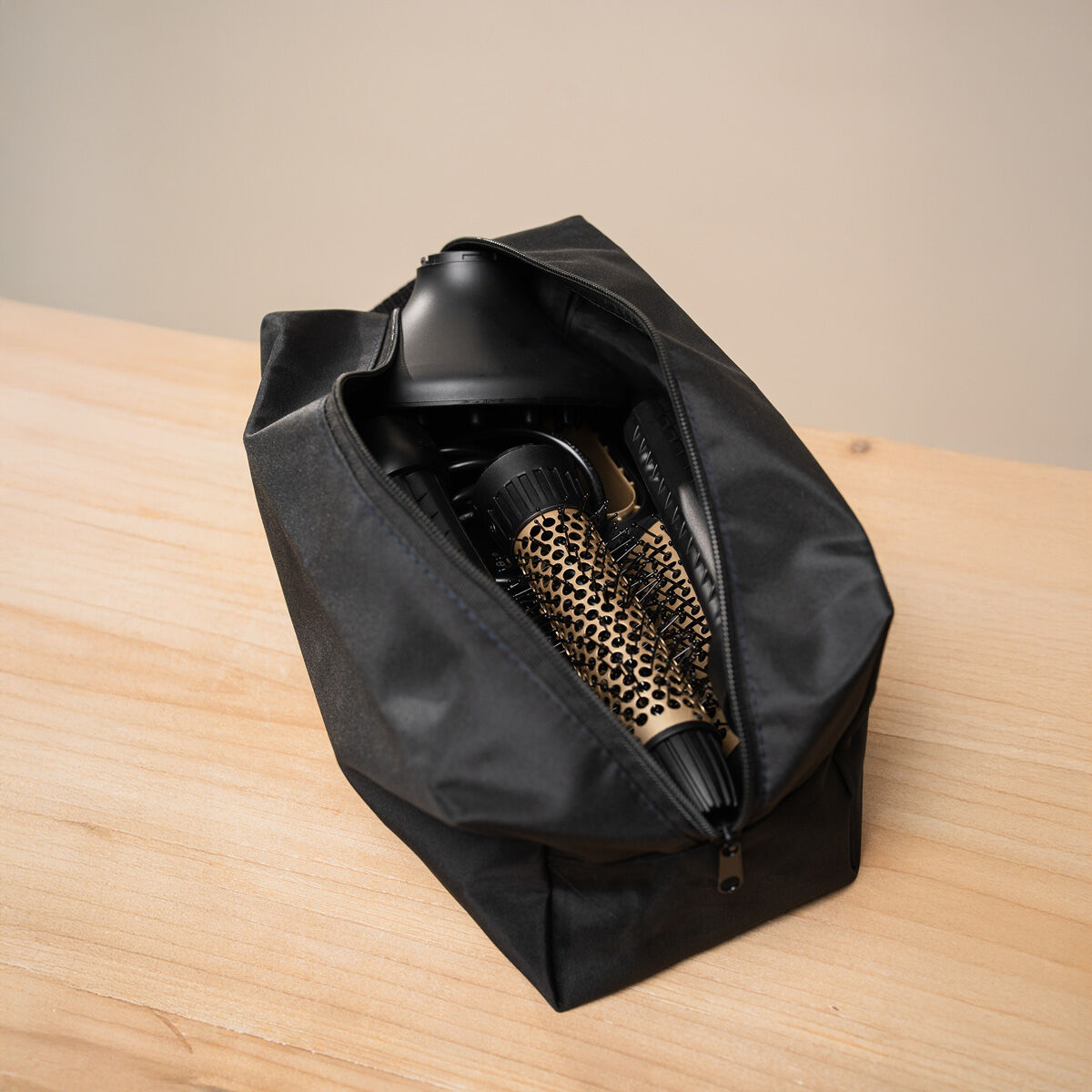 Ionische Multifunctionele Luchtdroger en Styler Borstel met Coanda Technologie en 7 Accessoires Wavify InnovaGoods